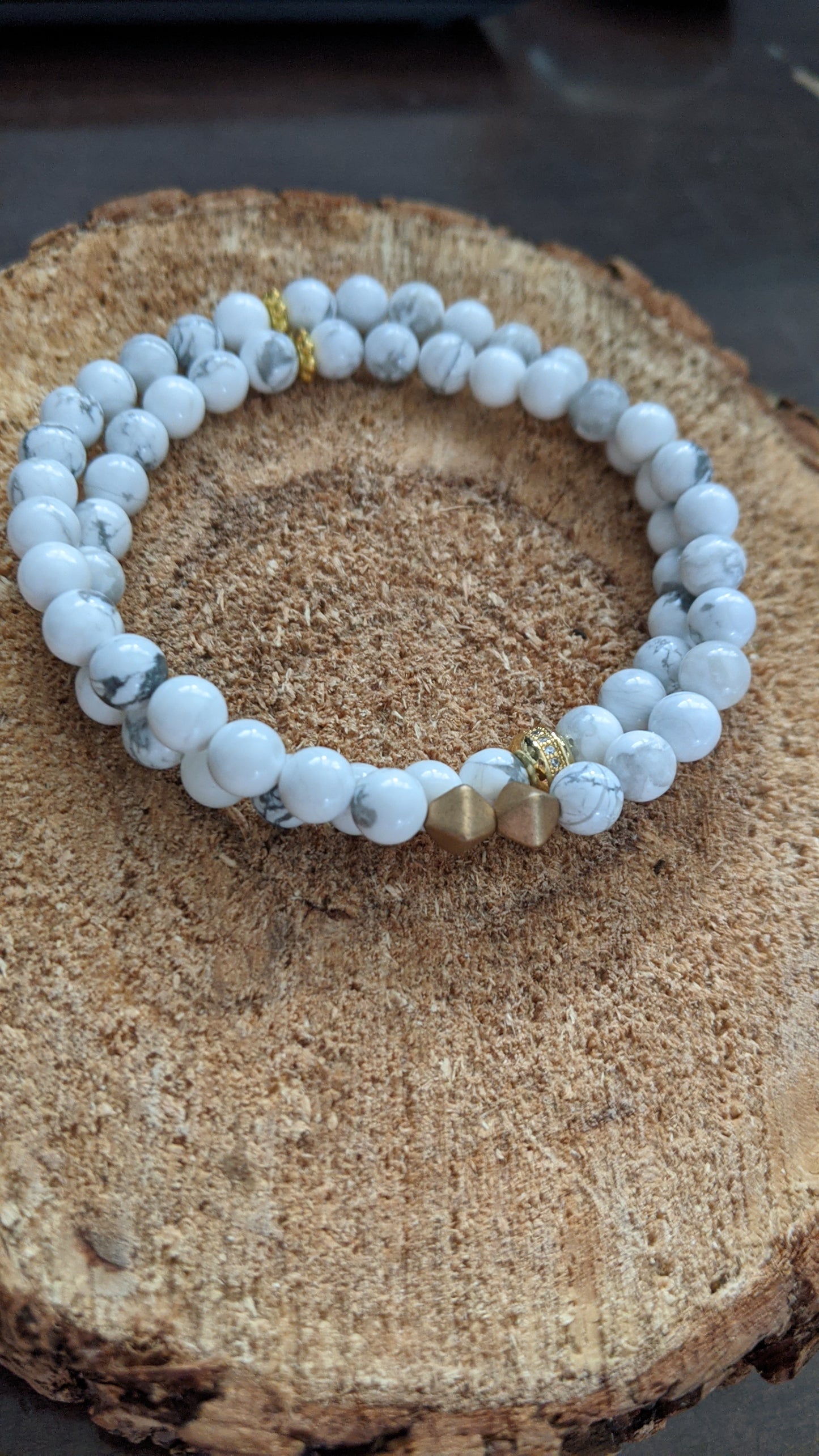 Howlite Bracelet Set